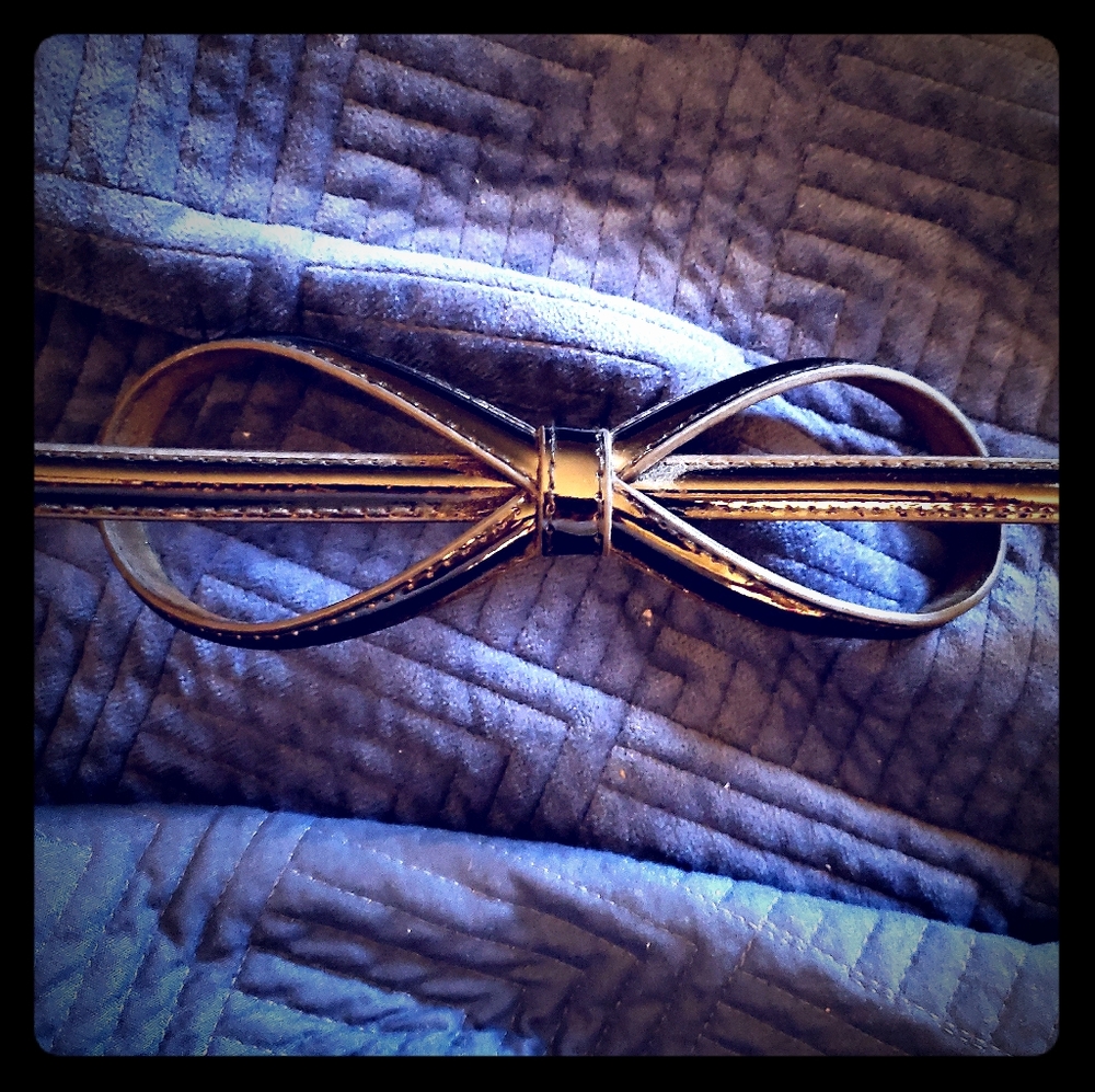 WHBM bow belt